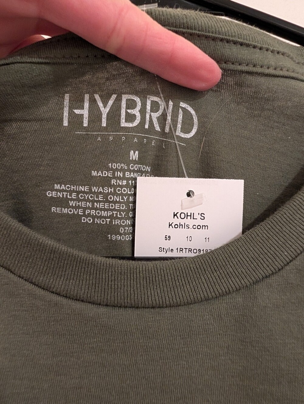 Men's Tee with BearlWoods Logo NWT - Picture 3 of 3